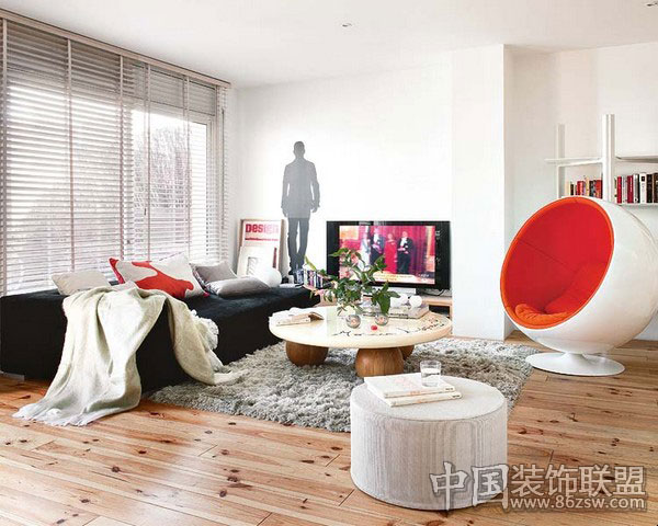 现代客厅装修图片