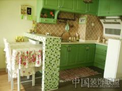 海派清新淡绿色田园风格小家田园厨房装修图片