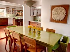 西班牙艺术家的老别墅美式餐厅装修图片