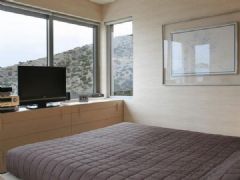 依山傍海的奢华别墅现代卧室装修图片