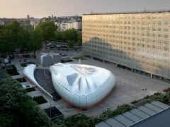 巴黎香奈儿流动艺术馆展厅装修图片