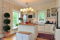 享受惊艳落日美景的北欧大宅欧式厨房装修图片