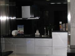 黄金单身汉的现代SOHO现代厨房装修图片