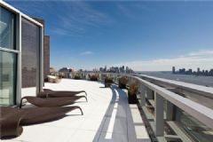 360°全方位明亮式屋顶公寓现代阳台装修图片
