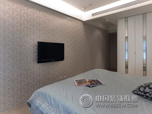 现代卧室装修图片