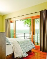 湖畔林中别墅 享受自然风光现代卧室装修图片