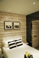 现代风格—条纹系列现代卧室装修图片
