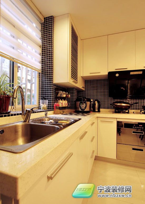 现代厨房装修图片