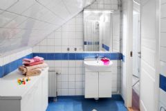 116平米阳光公寓 优雅清新蓝调设计简约卫生间装修图片