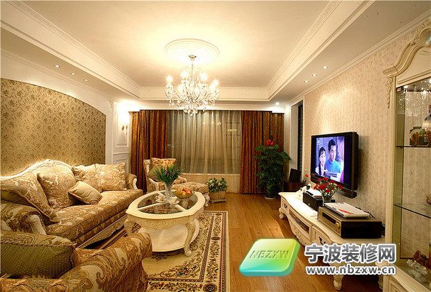 现代客厅装修图片
