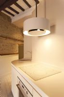 38平米罗马小公寓 浅纹地板创造趣味空间欧式厨房装修图片