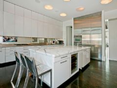 169平超豪华美式公寓 色彩跳跃的家居美式厨房装修图片