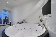 斯德哥尔摩182平米公寓 来自北欧的灵感欧式卫生间装修图片