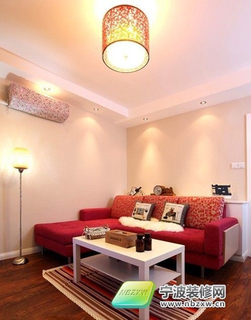 现代客厅装修图片