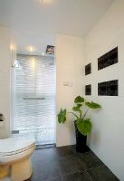 88平米时尚居室 舒适的居住空间简约卫生间装修图片