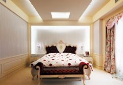 198平法式古典设计风格欧式卧室装修图片