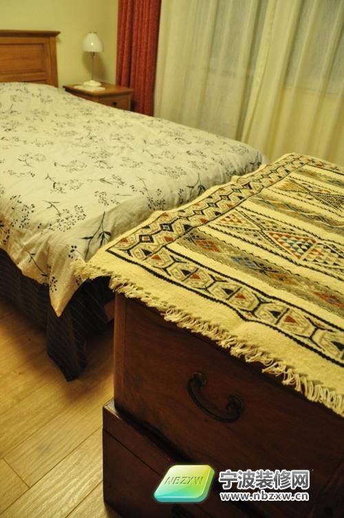 中式卧室装修图片