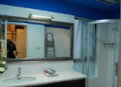 108平米宽敞舒适家装 厨房带大飘窗现代卫生间装修图片