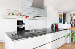 100平白色简约瑞典之家欧式厨房装修图片