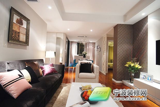 现代客厅装修图片
