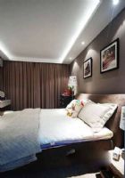 70平米婚房 小房也能显大气简约卧室装修图片