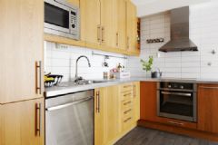 80平瑞典小住宅美式厨房装修图片