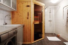 80平瑞典小住宅美式卫生间装修图片