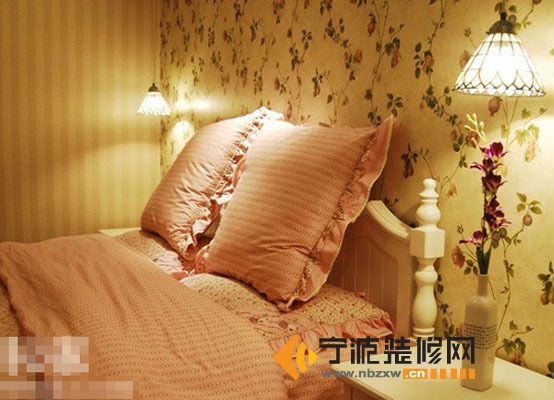 简约卧室装修图片