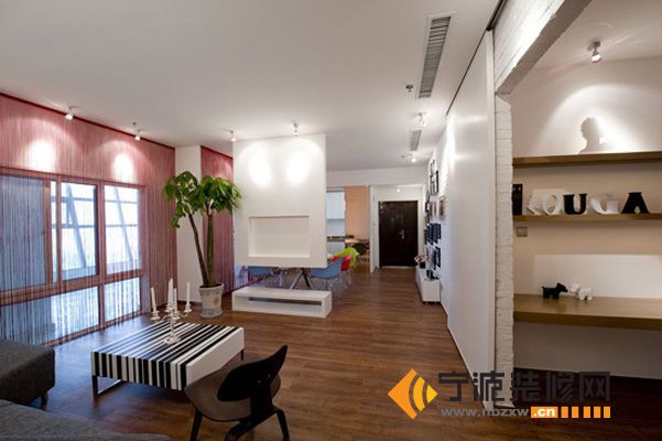 简约卧室装修图片