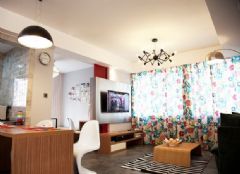 64平米色彩蜗居简约客厅装修图片