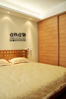 18万演绎新中式风情中式卧室装修图片