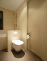 清新自然淡雅静谧两居室现代卫生间装修图片