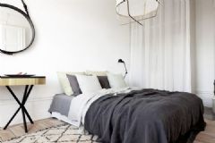 60平米低彩度时尚公寓简约卧室装修图片