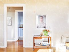 温馨色彩小公寓简约客厅装修图片