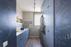 充满活力的小清新公寓现代厨房装修图片
