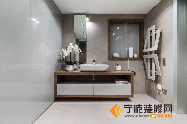 现代卫生间装修图片