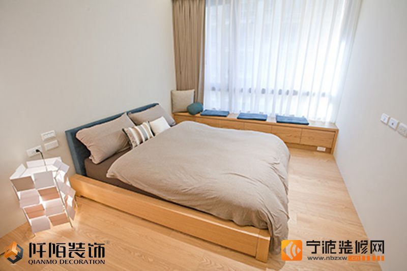 欧式卧室装修图片