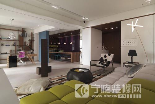 现代客厅装修图片