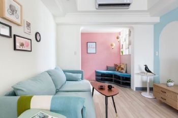 66平粉蓝色公寓简约客厅装修图片