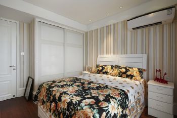 简约美式风格三居效果图美式卧室装修图片