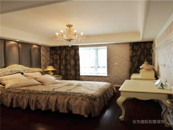 127平三居欧式古典风装修效果图欧式卧室装修图片