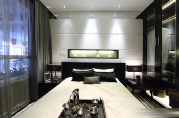 125平米现代风格三居设计图现代卧室装修图片
