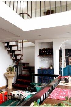 新中式风格俏丽婚房设计中式客厅装修图片