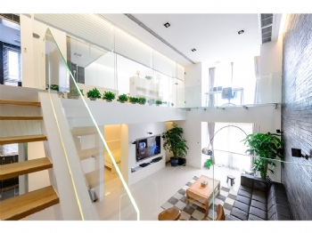 理智与情感 现代风格loft空间设计现代客厅装修图片