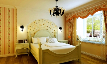 88平浪漫婚房两居室装修效果图现代卧室装修图片