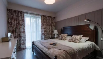 100平米三居室美式古典案例美式卧室装修图片