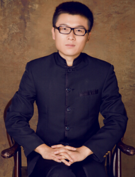 刘明
