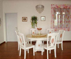 用辛勤汉水耕耘出我的美屋