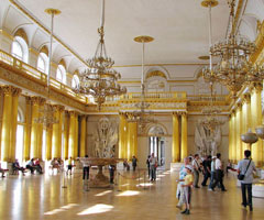 冬宫博物馆令人震撼的建筑