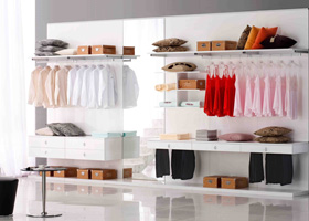 开放式衣帽间如何摆设才显整齐不凌乱